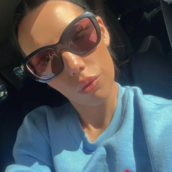 samantha_nevis